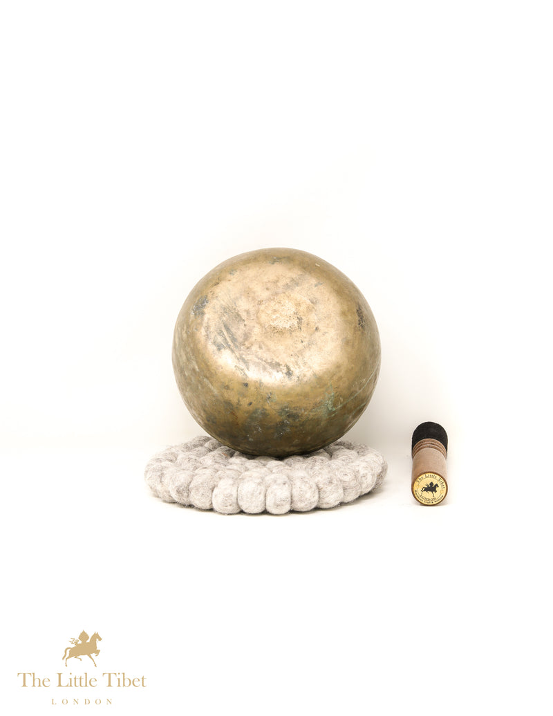 Himalayan Antique Singing Bowl for Meditation - ATQ204