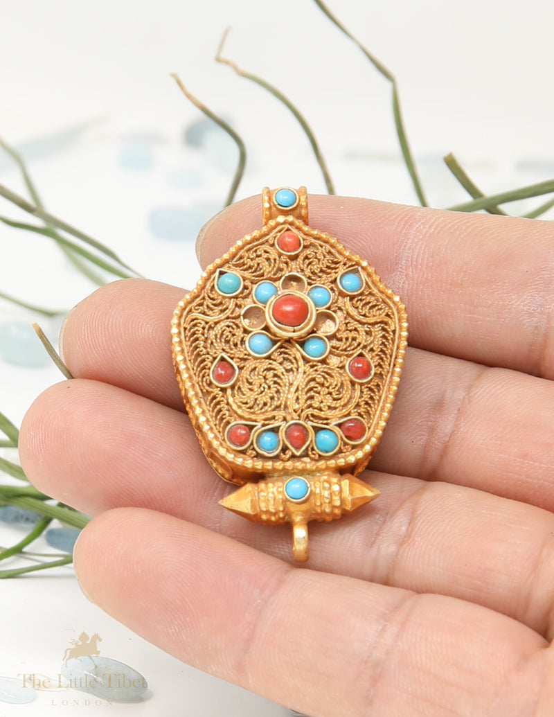 Tibetan Gau Prayer Box Pendant